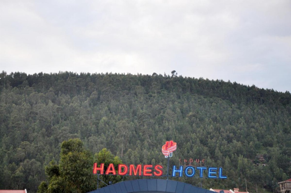 Hadmes Hotel Image 6